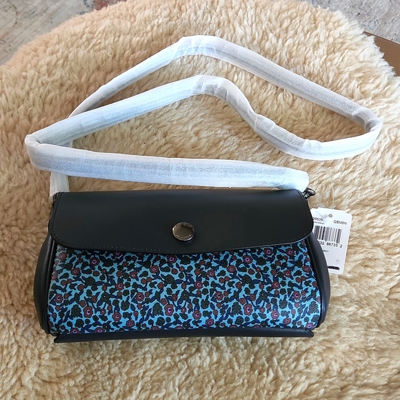 NWT Coach Navy Floral Leather Crossbody Bag 💙 - Picture 1 of 15